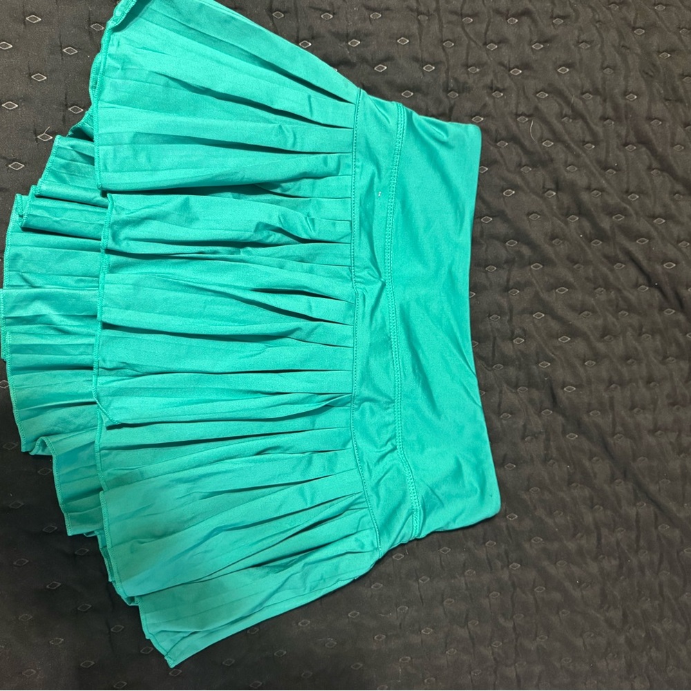 gold hinge skirt